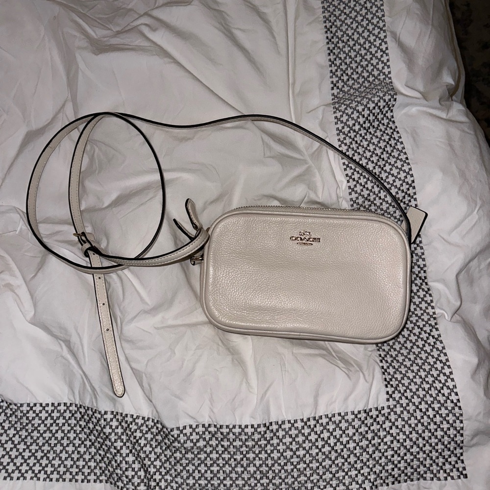 Coach Bag Off White Gold